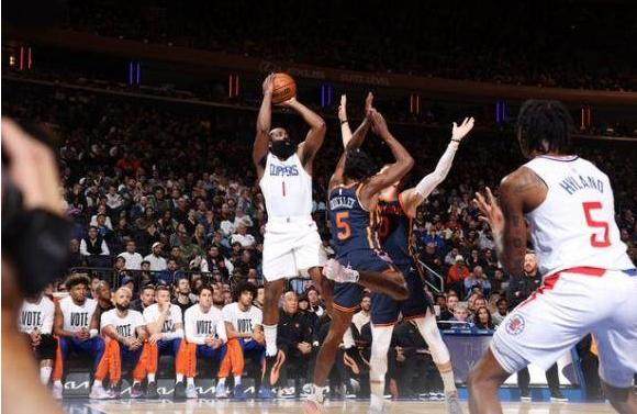 开云-爱游戏-【夜读】我来得更晚，所以让给梅西了